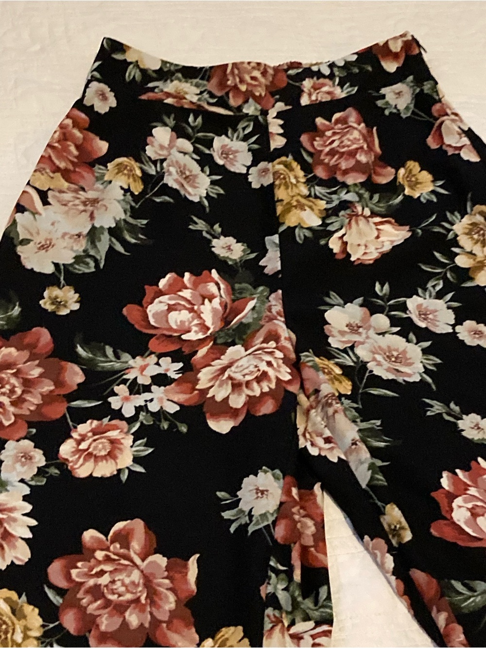 wild fable Black Wide-Leg Floral Pants Size XS GUC - Picture 2 of 3